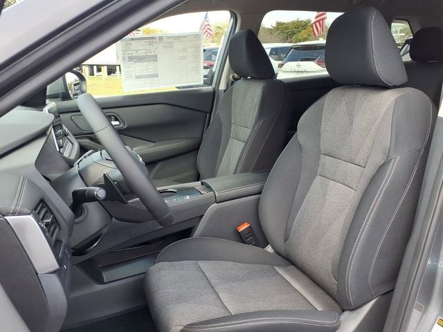 2026 Nissan Rogue — detail view