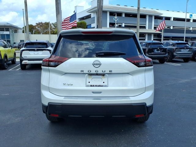 2026 Nissan Rogue — detail view