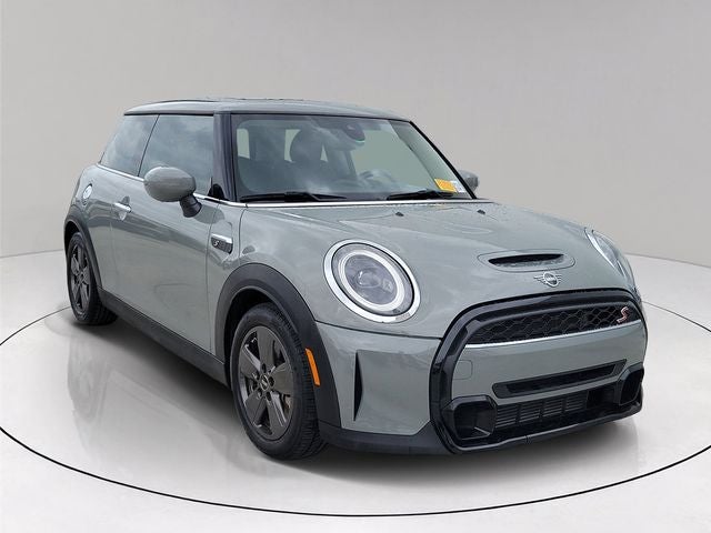 2022 MINI Cooper S — rear three-quarter view