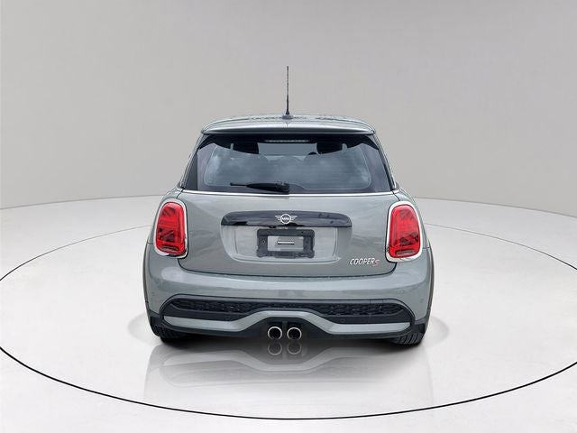 2022 MINI Cooper S — detail view